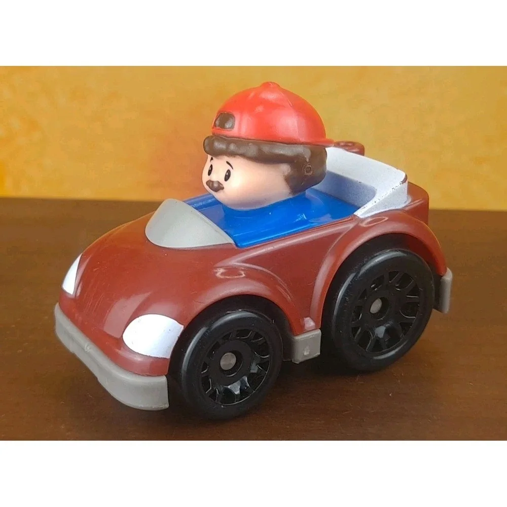 Fisher Price Little People Wheelies Red Car‎ Mechanic Brown Hair Red Hat 2016